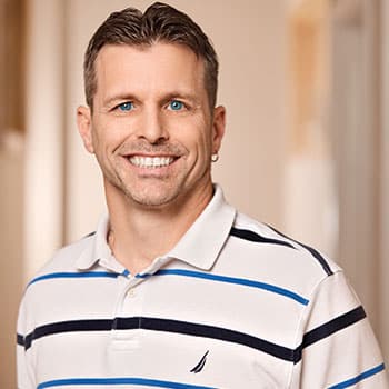 Troy Lavelle